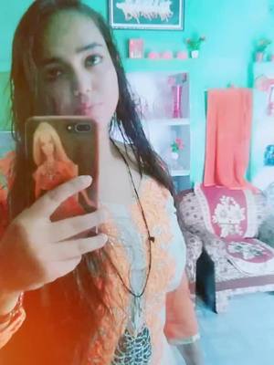 A post by @chandnikhan849 on TikTok caption: #duet #viral #foryou #foryoupage #chandni_khan_849 #TideLagaoDaagHatao @tiktok @tiktok_india