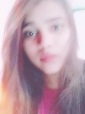 A post by @riya_singh190 on TikTok caption: 🤪🤪🤪# 4G का जमाना छोरि लाइफ 💬chat करेगी😁😁 जाटवनी❤