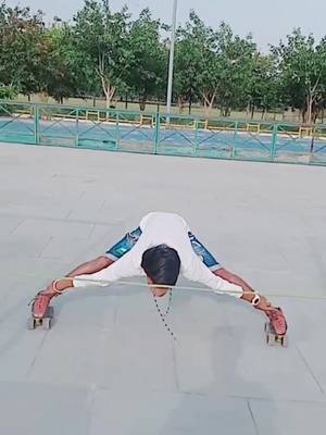 A post by @youandme111__ on TikTok caption: so new trend. so my new i'd support me follow me 🙏🙏#TideLagaoDaagHatao #duet #foryou #viralvideo #skate #sports #tiktokindia