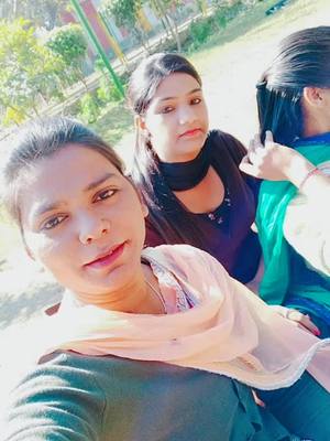 A post by @angelsumanpreet on TikTok caption: #enjoyed in free tym#missing thesedays#new_trending #sumanpreet #followme #supportme 😊😊