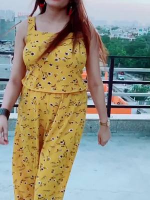 A post by @angel_queen_pari on TikTok caption: Tera hum tere jane k bad raha 💔😢#TideLagaoDaagHatao #foryoupage #newviraltrend #tiktokindia #trending #slowmoqueen #sweetpari_swag #bollywood90s💝