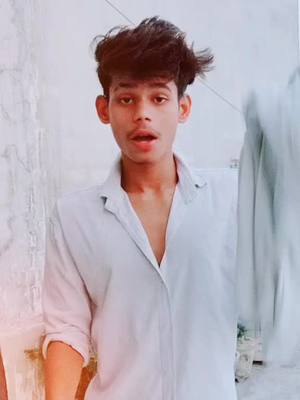 A post by @_vikas7.7_ on TikTok caption: shudh garib 😜😅#TideLagaoDaagHatao #foryoupage #tiktokindia #swagstepchallenge #foryou #tidelagaodaaghatao