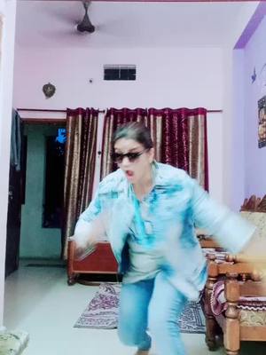 A post by @rekhakhatrirawat on TikTok caption: I'm a disco dancer 💃#tiktok_india #foryou #fyp #orangecitynagpur #🙏🙏🙏