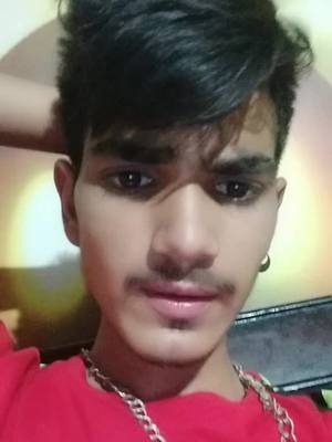 A post by @jassi__sidhu on TikTok caption: bebe ❤❤❤love u❤❤❤#foryou #foryoupage #trinidad #tiktok_india karo g suport❤❤❤kar do ji hun ta viral plz ❤❤❤❤