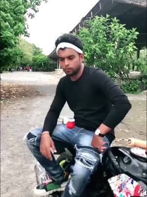 A post by @khanaqib7777 on TikTok caption: blooper#slowmo #foryou #viral #followmeplz #fyp #duet #support #tiktok #gym @tiktok_india @tiktok @mr_rehmat_19