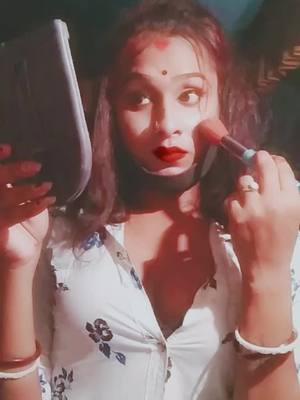 A post by @rajoshee5 on TikTok caption: #lipcolourchallenge