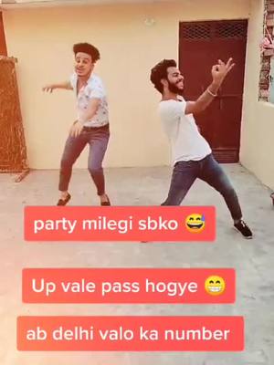 A post by @itsmeharshuu on TikTok caption: delhi valo mooj aagyi ab toh 😅🔥@kapil_singh009 @tiktok_india #fyp #foryou #tiktok #viral #trending #haryanvi #dance #featureme #seekdonthide