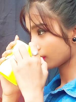 A post by @_smritibiswas_ on TikTok caption: fashh gayi.......😬😬😬😒😰😧😨🥱🥱😫 #TideLagaoDaagHatao #duet #trending #sb🤍 #foryou #foryoupage #fyp #punjabisong @tiktok_india