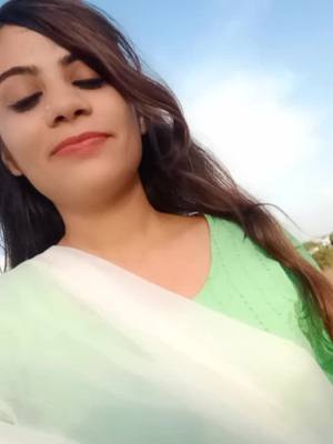 A post by @gujrati_chori_47 on TikTok caption: #mojilujamngar #gj10nimoj#foryou #foryoupage