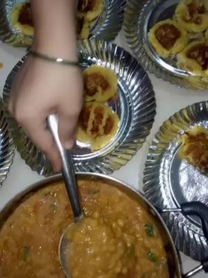 A post by @priti0806 on TikTok caption: #team_जिवलगा🥰 #today yummy #panipurilover #ragadapatis #mast