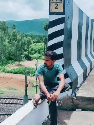 A post by @ashpakshaikh5656 on TikTok caption: रांझा से सुंदर हीर है मेरी#foryoupage #tiktok #tiktok_india #azshaikh #वायरल_कर_दो @afrozsk8427