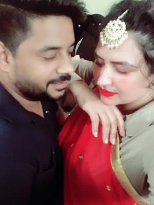 A post by @sony46456 on TikTok caption: love birds so sweet love my Hubby #☺️☺️☺️☺️🌹🌹🌹❤❤❤❤❤💑💑💑 #foryoupage #danceindia #tiktok_india #foryoupage