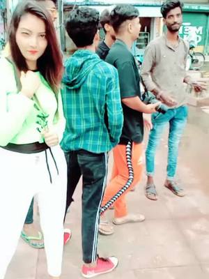 A post by @_rajni_singh_rajput_ on TikTok caption: ye log video bnany nhh dety hai😏#bhojpurisong #foryoupage #fyp #duets #ballia #TideLagaoDaagHatao