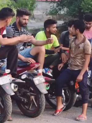 A post by @kamaljaryal69 on TikTok caption: hahhahhaah klol ho gyi #tiktokindia #tiktok #foryoupage #foryou #trending #viral #handwashchallenge