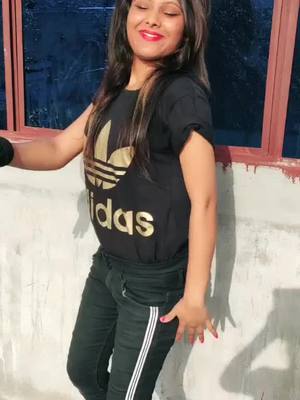 A post by @fragrance_8 on TikTok caption: Peg motte2#trendingvideos #miss_bohara #tidelagaodaaghatao #foryoupage #foryou #viral #trend #tiktokindia #danceindia #harayanvi #expression #tiktokin