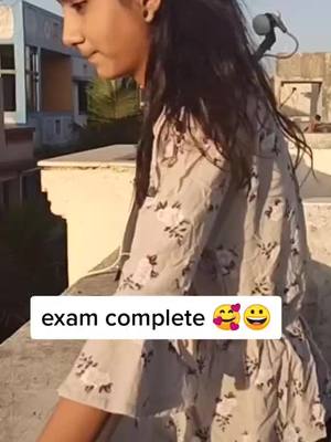 A post by @pinku___1386 on TikTok caption: #exam #cimplicated #sendlikeme #tranding #pinki__1386 #viral #tiktokindia #viral_video #foryoupage #foryou