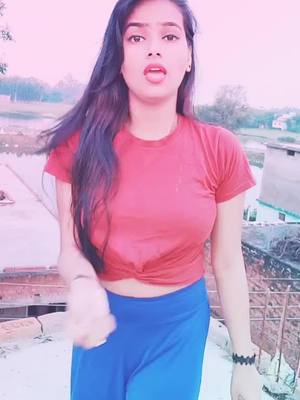 A post by @vartikasingh_11 on TikTok caption: #bhojpuriya_dil_se #tiktok