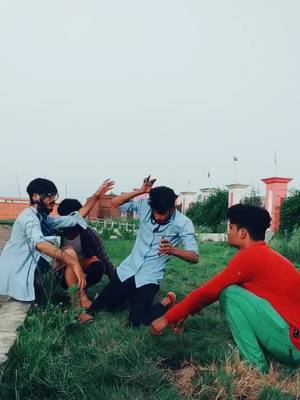 A post by @budhanewalechore on TikTok caption: dhai so gram pe ..😂😂😂#HarGharYoga #viral #foryou #fyp #funnyvideos #newtrend #tiktokindia plz video last tk dekhna .@aamir.19