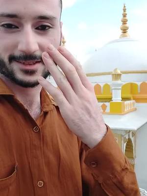 A post by @shaikhshazeb31 on TikTok caption: 🕌22 Khwaja Khuldabad🕌#shaikhshazeb31 #foryoupage #viral #khuldabad #mh20 #aurangabad #TideLagaoDaagHatao @tiktoktrends @tiktok_india @tiktok