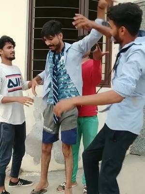 A post by @budhanewalechore on TikTok caption: pepsi piyega faizan .😂😂#TideLagaoDaagHatao #hargharyoga #fyp #viral #foryou #funnyvideos #newtrend @aamir.19