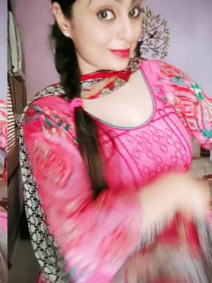 A post by @punjabi_jatti07 on TikTok caption: kinna pyaar krden♥️#tiktok_india #foryoupage #trending #TideLagaoDaagHatao #goviral