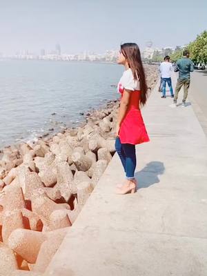 A post by @shobhanki02 on TikTok caption: Bye bye 🥺🥺#TideLagaoDaagHatao #tiktok_india #shobhanki #viral #anshuverma02 @tiktok_india