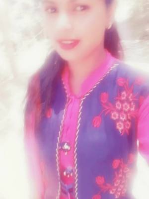 A post by @sunitarawat693 on TikTok caption: #sunita######lipcolourchallenge