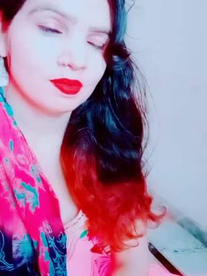 A post by @sapnasharma345678 on TikTok caption: #lipcolourchallenge