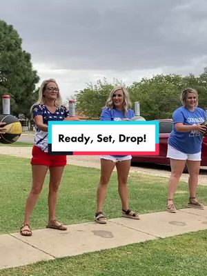 A post by @desiree22664 on TikTok caption: Banana drop Independence Day style! #4thOfJuly #friendsandfamily #bananadropchallenge