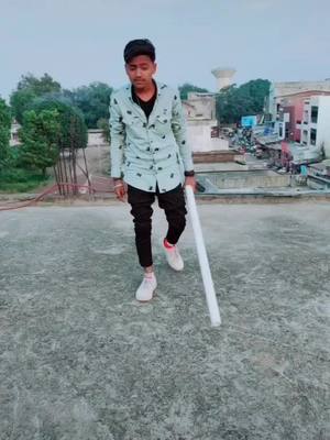 A post by @manishthakor_1_4_3 on TikTok caption: #tiger_m_r_k #manishthakor143 @rathod9701230711220 @riteshthakor_1_4_3 @rohitthakor638