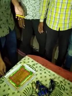 A post by @mahaveersinghrathore456 on TikTok caption: #oringnal#voice😂😂#birthday #prty🎂🎂😍😍