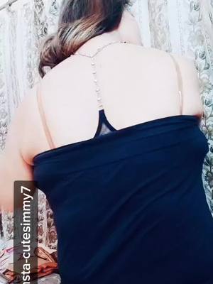 A post by @cutesimmy7 on TikTok caption: Back less😛😜#s77 #foryou #foryoupage #viral #trending #tiktok #tiktokindia @tiktok_india