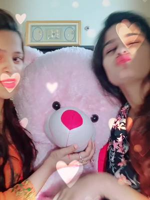 A post by @poojashende9825 on TikTok caption: #TikTokTaughtMe #MagicMoment #magicmoment #tu #jamenat