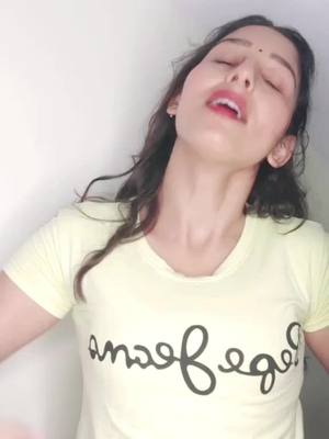 A post by @shabpreet_kaur on TikTok caption: #TikTokTaughtMe #duet #MagicMoment #shabpreetkaur #shabkamal