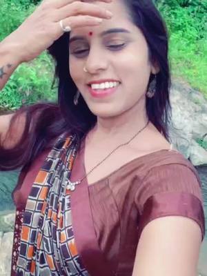 A post by @rachanav143 on TikTok caption: #foryoupage #trending #tiktokindia #foryou