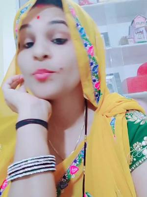 A post by @mamtameena00 on TikTok caption: akele ay h akele Jana h#foryoupage #tiktok #tranding #रॉयल मीणी#viralvideo