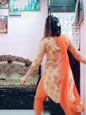 A post by @poojakadam1525 on TikTok caption: pooja Kadam i love dance 😘tq tiktokindia mere vi ko itana pyar dene ke liye 😘i have a dream to become popular on tiktok pj sappotme pk my 😍👉pvl 👈