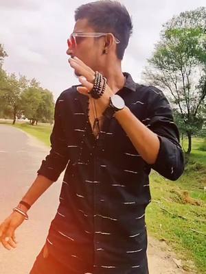 A post by @charlieking_06 on TikTok caption: 🗡️⚔️🔥😏🔥#FashionEdit #TikTokTaughtMe #VibeZone #magicmoment #tiktok_india #magicmoment