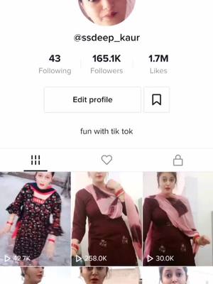 A post by @ssdeep_kaur on TikTok caption: Congratulatoin my tiktok id come back 🎊🎉🎁🎉🎉🎉🎉🎉#greenscreen #tiktokindia #foryou#viral#happy