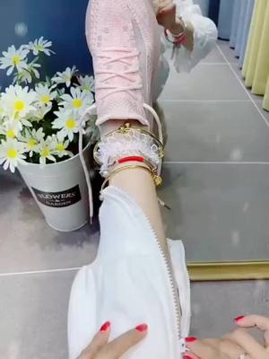 A post by @ronitsuri7 on TikTok