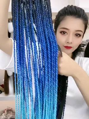 A post by @chuanzai on TikTok caption: #foryou #beautiful #hairstyle #gril #wig