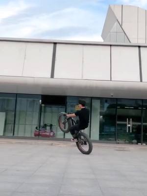 A post by @sportegm on TikTok caption: I like to do my own things every day#foryou #bike