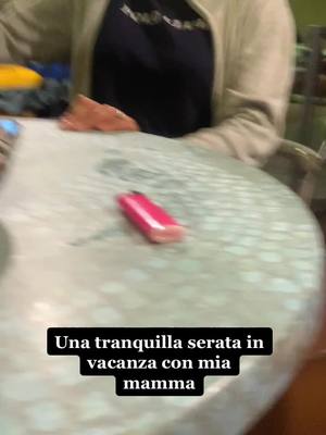 A post by @giuliaabet on TikTok caption: Aiuto😂😂 #perte #neiperte #viral #mammapazza