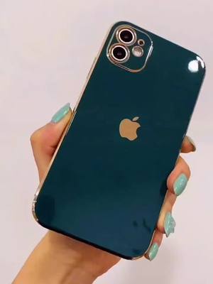 A post by @imikoko520 on TikTok caption: Do u like emerald?😊❤#iphone12 #iphone11#phonecase