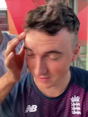 A post by @espncricinfo on TikTok caption: Would you trust Sam Billings with your haircut? 😅 (📹 jasonroy20 / Instagram) #cricket #haircut #fail #england