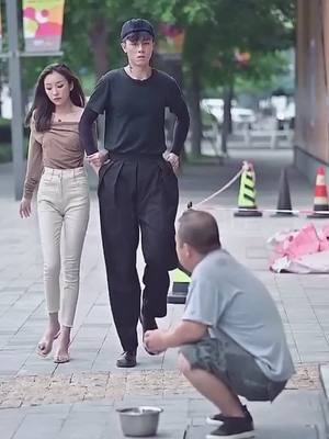 A post by @beautygirls215 on TikTok caption: #fyp #foryou #foru #dance #foryourpage #girl #beauty #street #fashion #kongfu