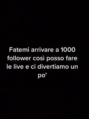 A post by @aumentiamoinsieme20000 on TikTok caption: #live #perte pls roda to 1000