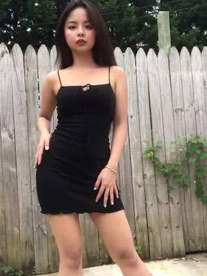 A post by @jessicathuytien on TikTok caption: Love my new dress 🖤🖤 #blackdress #body #bodycon #sexy #guongmatananh #buocdithanthai #vietnamgirl