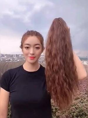 A post by @wigggs0 on TikTok caption: Do U like it? #wig #ponytail #hairstyle #fyp