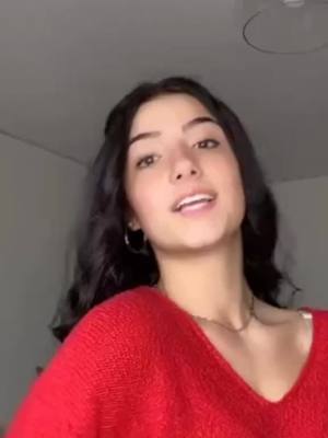 A post by @queen_charlii5 on TikTok caption: @charlidamelio color check ❤💛💙💟💚💖🖤💭💙💚💛🖤💔💔💖💗💟❣💌💨💢💨🗯🙌💣💌💌💣💝💚💝💤💝💛💬💨💣💚💤💣💚❤💓💜💖💬